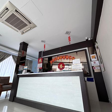 G Star Hotel Pantai Remis Ngoại thất bức ảnh